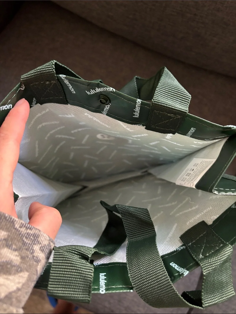 lululemon athletica Olive Green Logo (small size/mini)